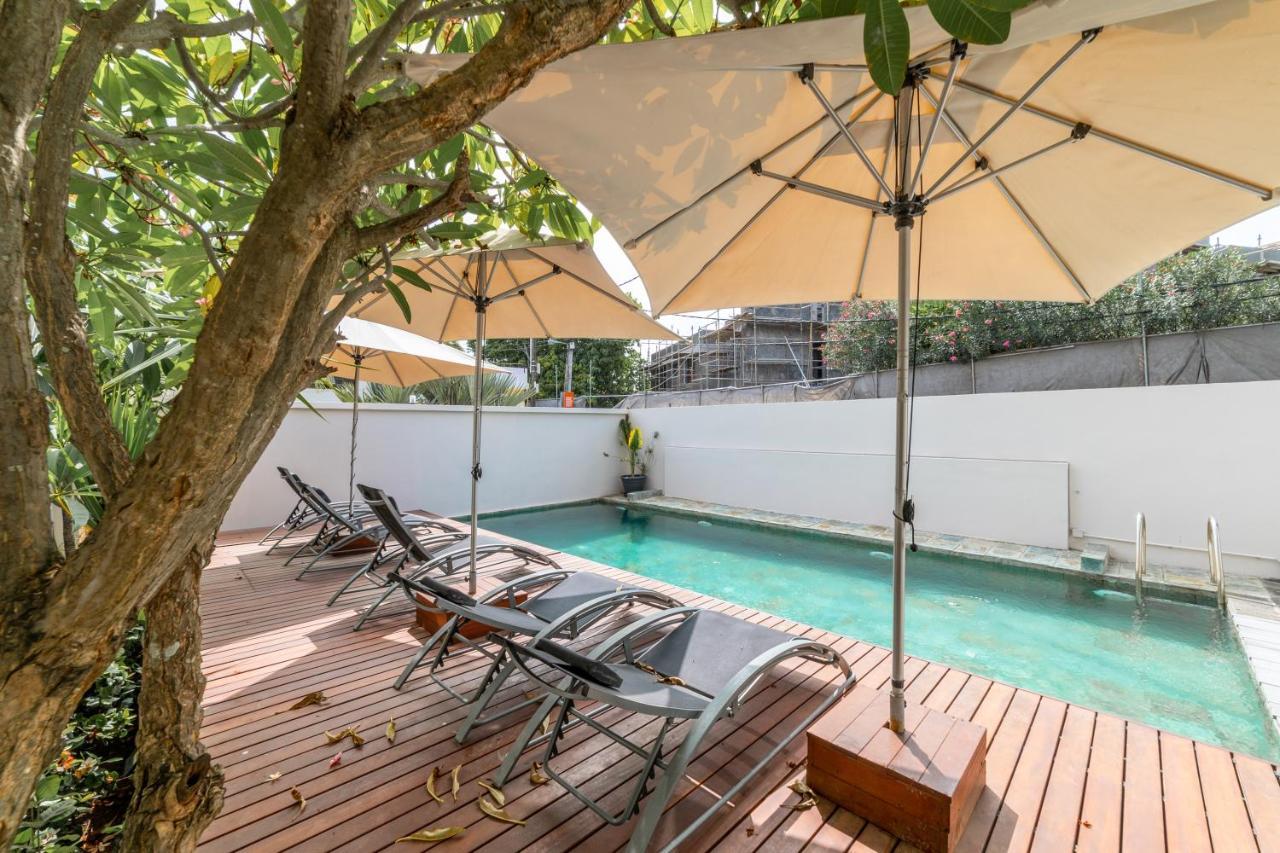 Beachcove Apartment 9 In Pereybere Pereybere Beach Екстер'єр фото