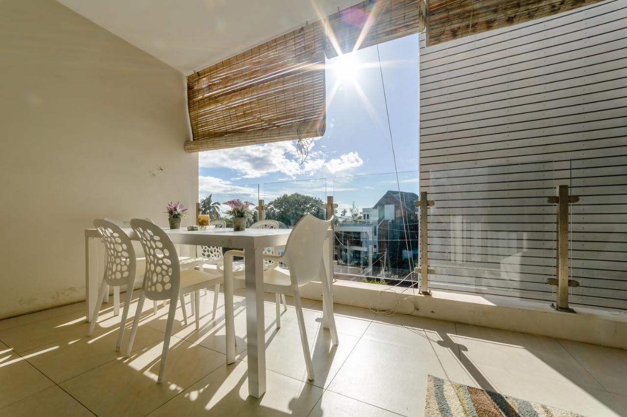 Beachcove Apartment 9 In Pereybere Pereybere Beach Екстер'єр фото